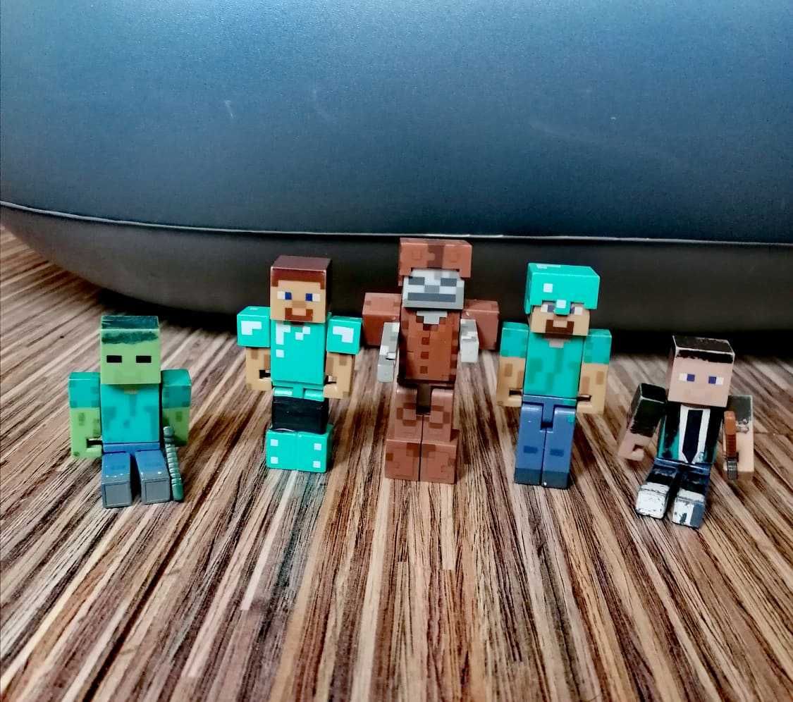 Oryginalne figurki Minecraft wraz z akcesoriami 16 sztuk