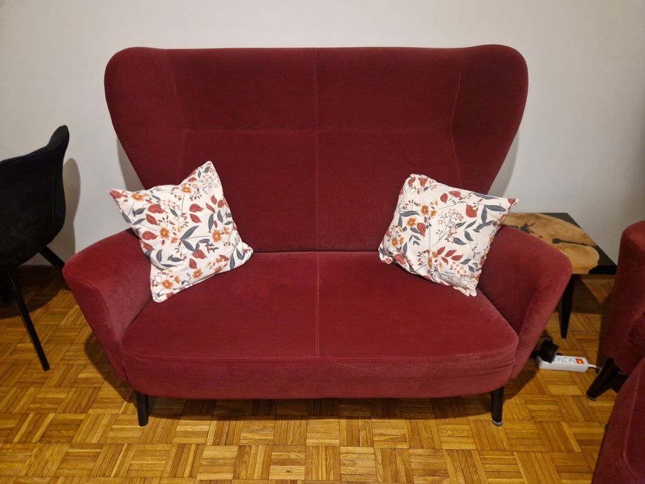 Sofa fotel podnóżek zestaw wypocznkowy do salonu