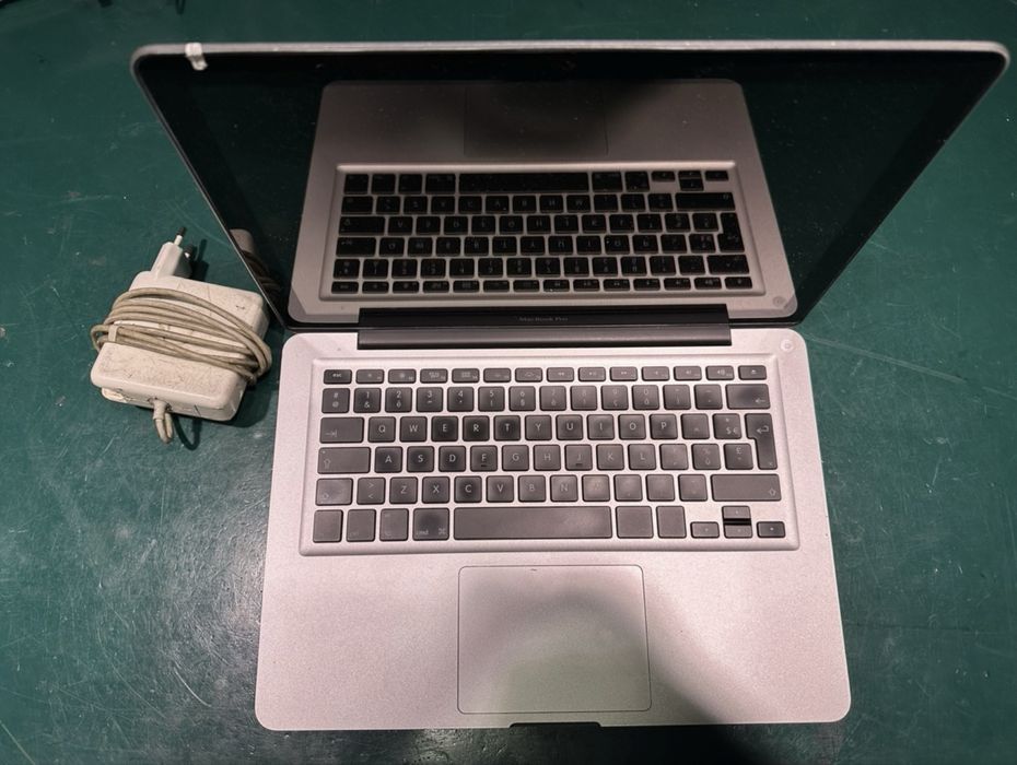 Apple MacBook Pro 13” late 2011 i5 2,4GHz A1278