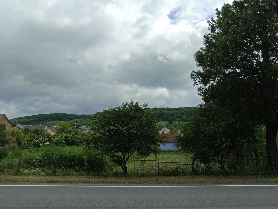 Продаж земельної ділянки 30 сот! з будинком  під зніс