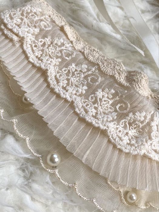 Kołnierzyk ozdobny elegancki