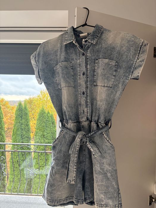 Kombinezon jeansowy