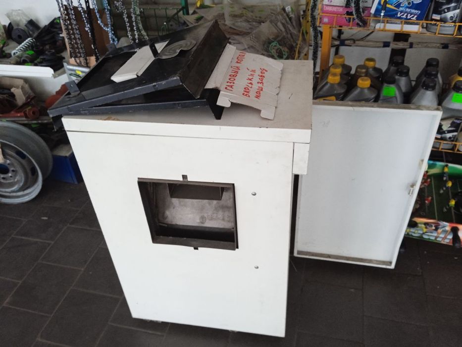 Продам газовий котел парапетний