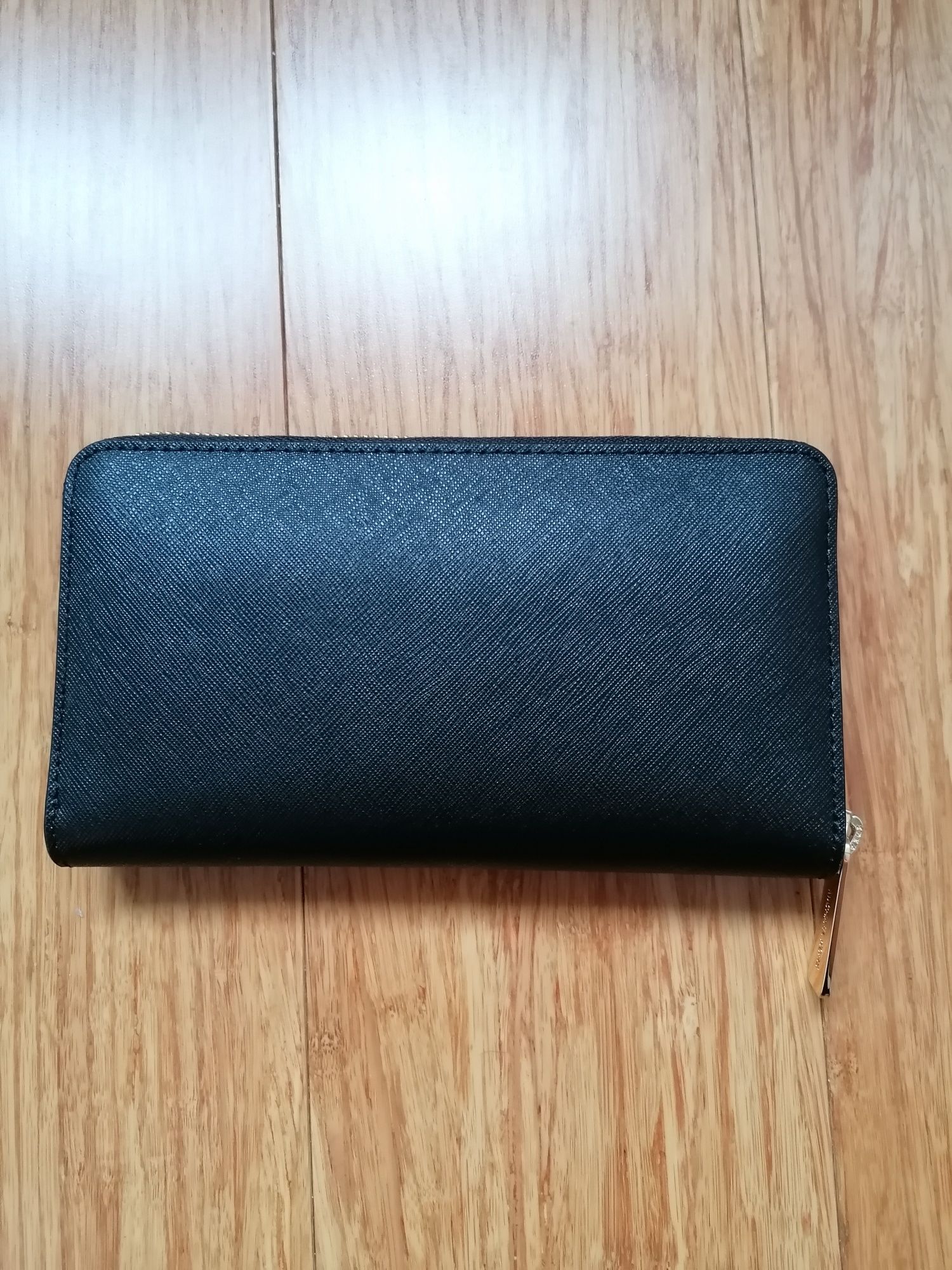 Nowy, piękny, skórzany portfel Michael Kors.