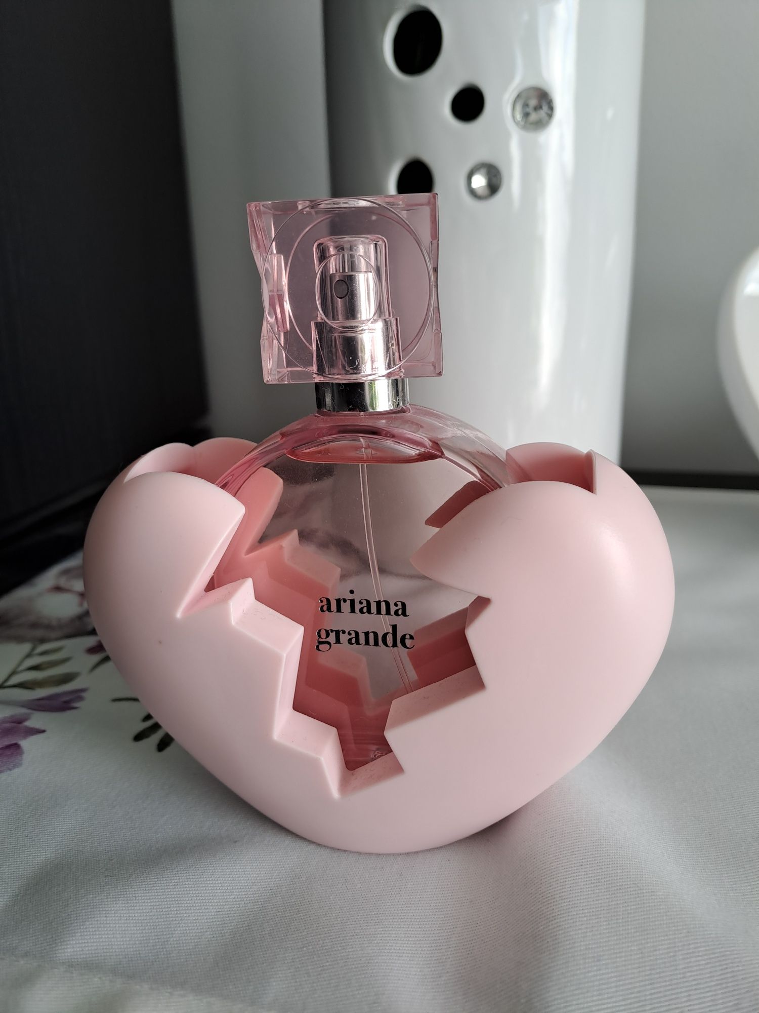 Perfum Ariana Grande