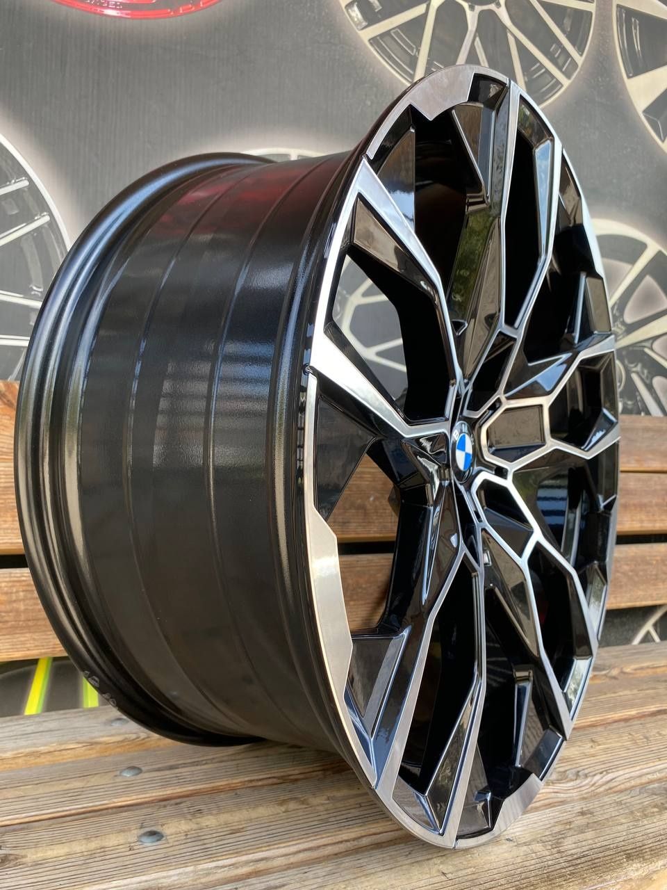 777 Новые разноширокие диски стиль 913М R22 5/112 BMW G06 G05 G07