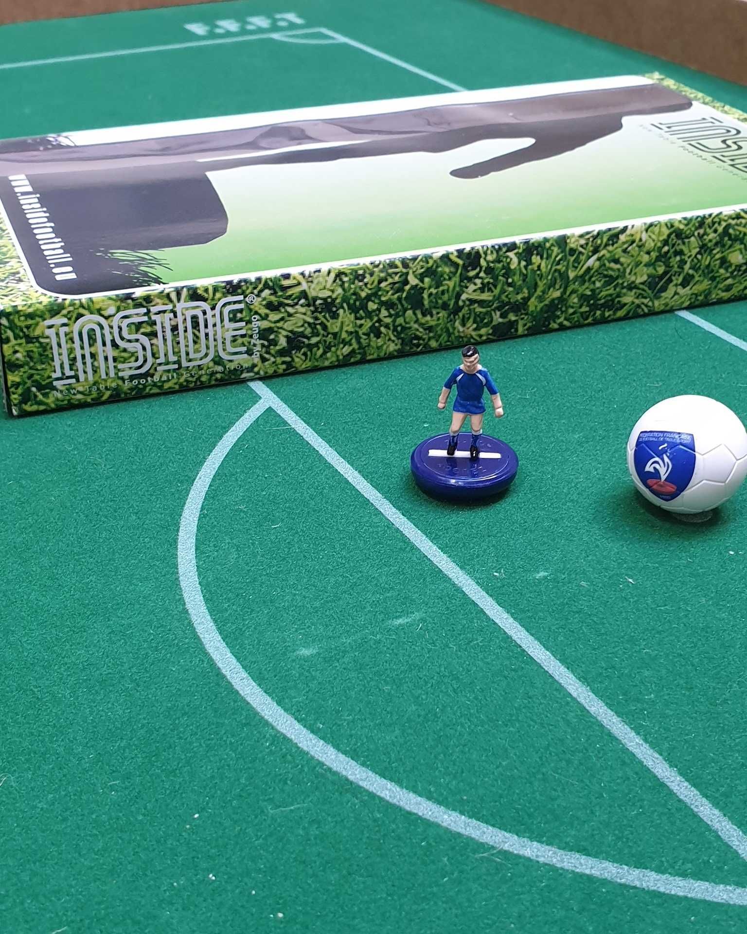 Футбольная команда Днепр для Subbuteo