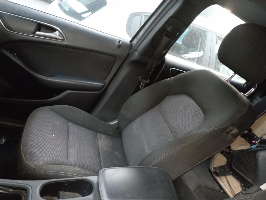 Conjunto de bancos MERCEDES-BENZ Classe B (W246, W242)