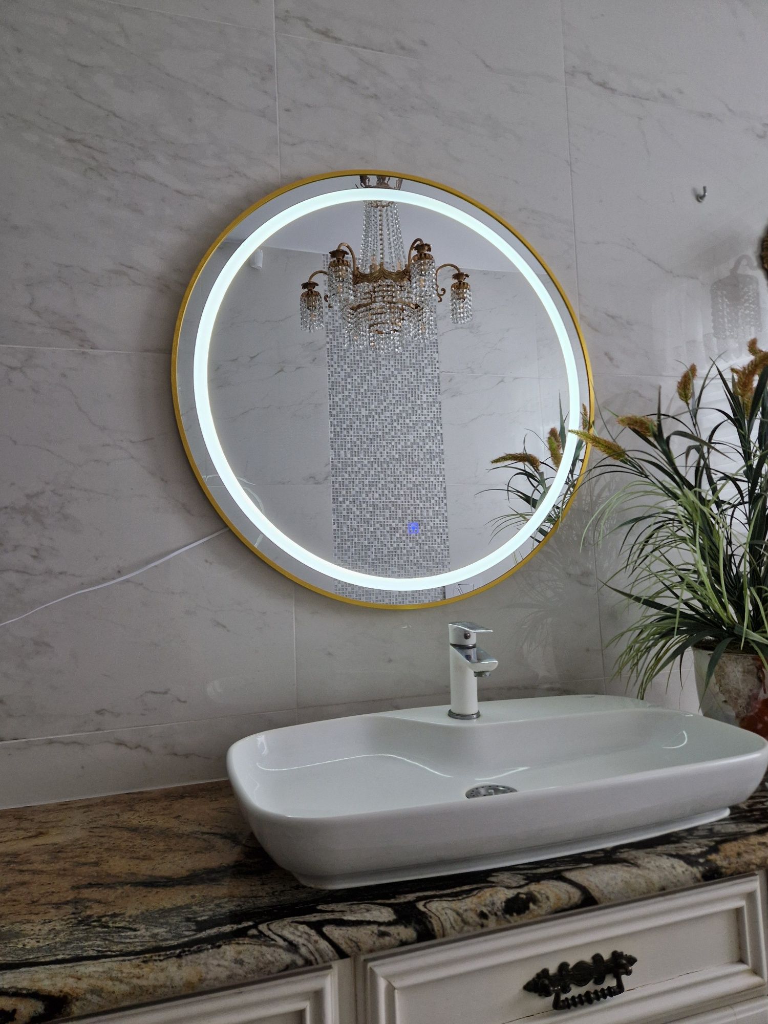 Lustro ścienne okrągłe łazienkowe podświetlane led  80 cm