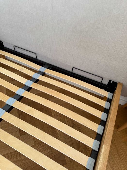 Łóźko dębowe Berke 140x200