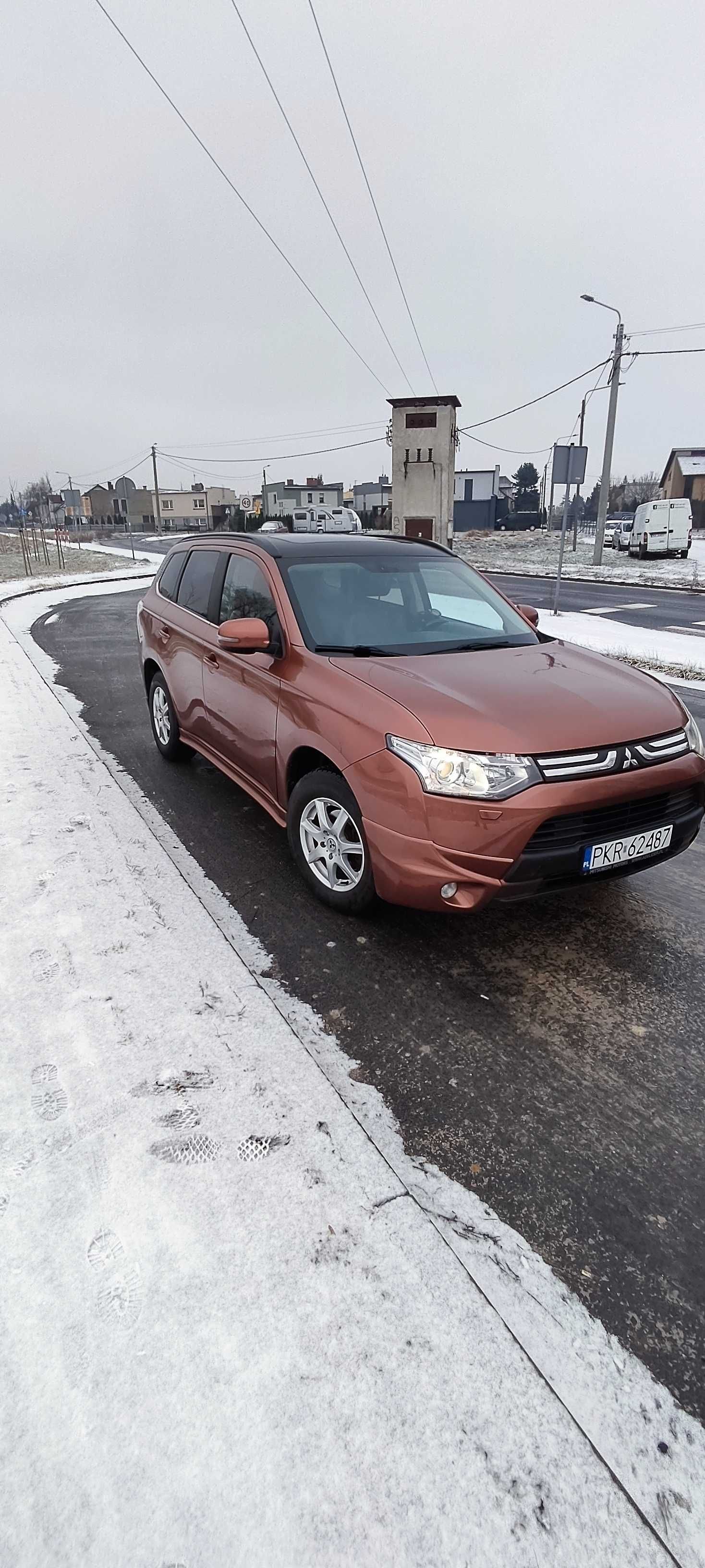 Mitsubishi Outlander 3