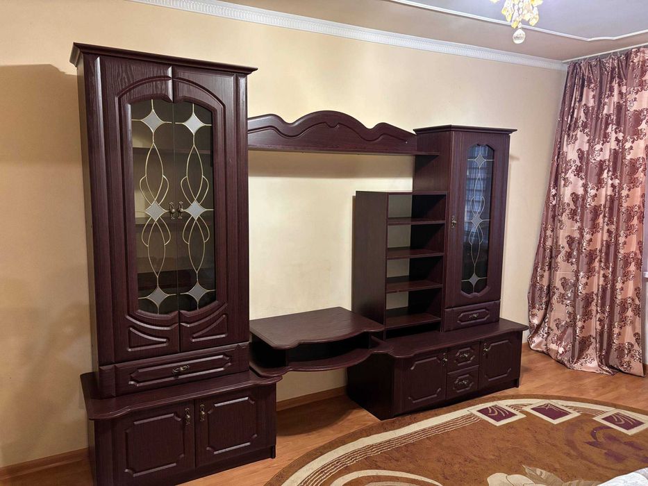 Срочно продам.Вітальня в гарному стані