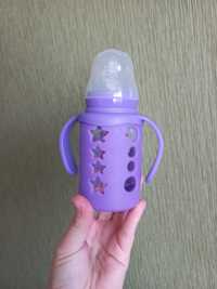 Пляшечка для малюка із силіконовою соскою