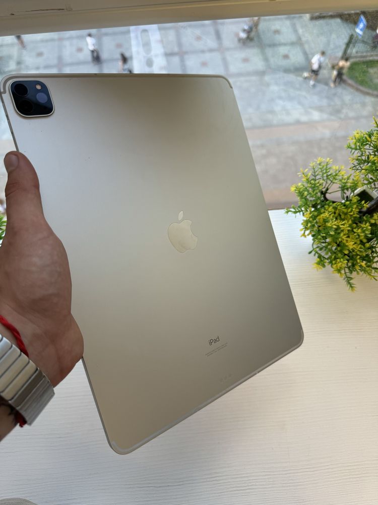Планшет Apple iPad 12.9 Pro 5 Gen 128 GB M1 Space Gray Wifi+ LTE