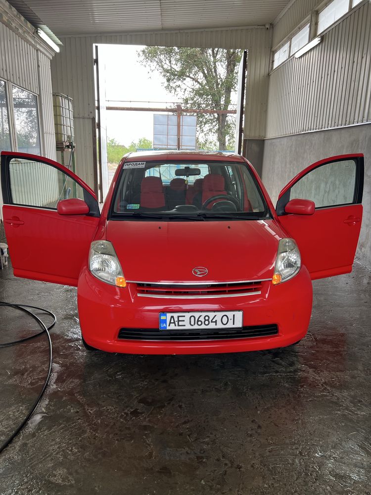 Продам Daihatsu Sirion