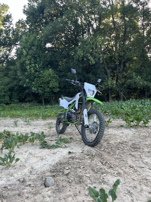 Defender 150 cc