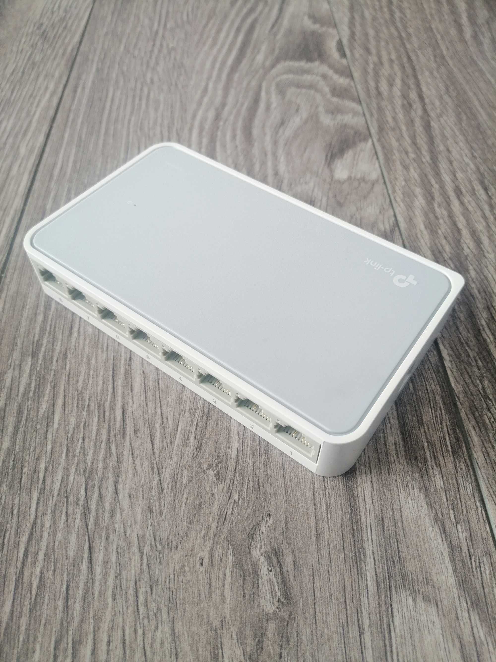 Switch TP-LINK TL-SF1008D - 8 portów