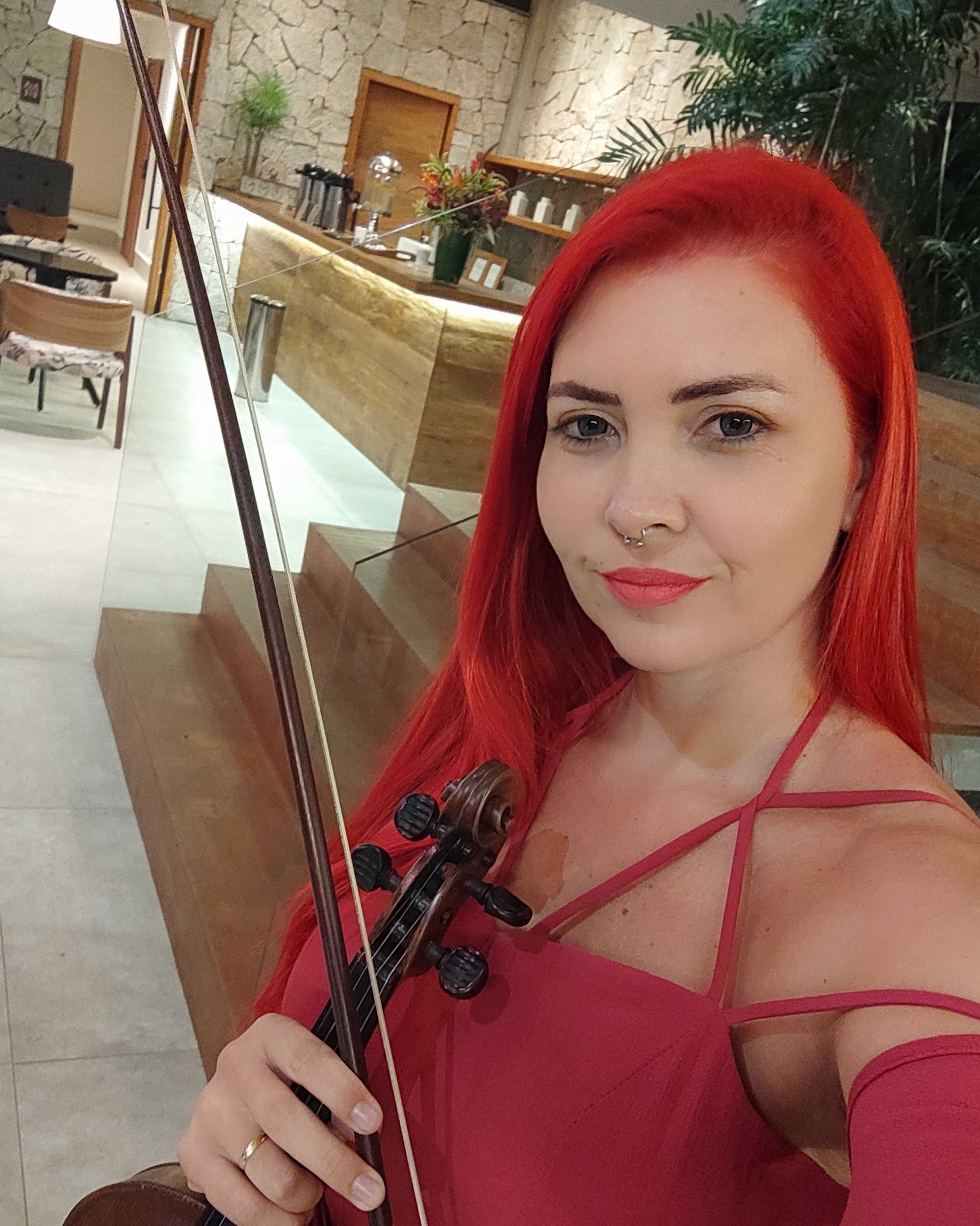 Violinista para casamentos, eventos, shows e aulas de violino.