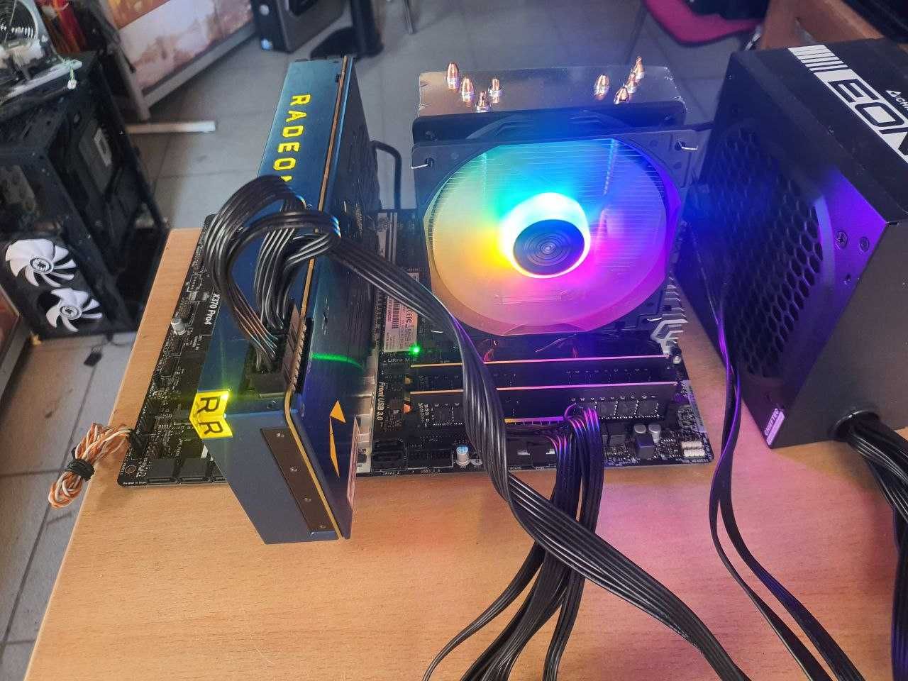 Матер плата AM4 ASRock X370 Pro4 с Ryzen 5 5600 и кулер.