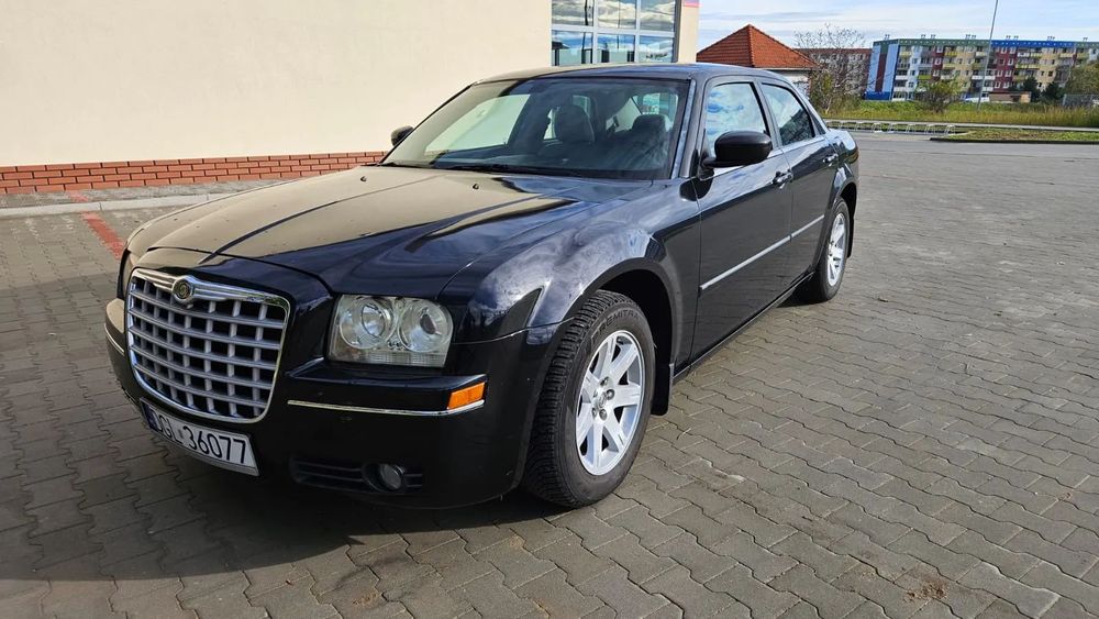 Chrysler 300C CHRYSLER 300 TOURING 3.5 V6 2007r przebieg 107 tyś km CZARNY