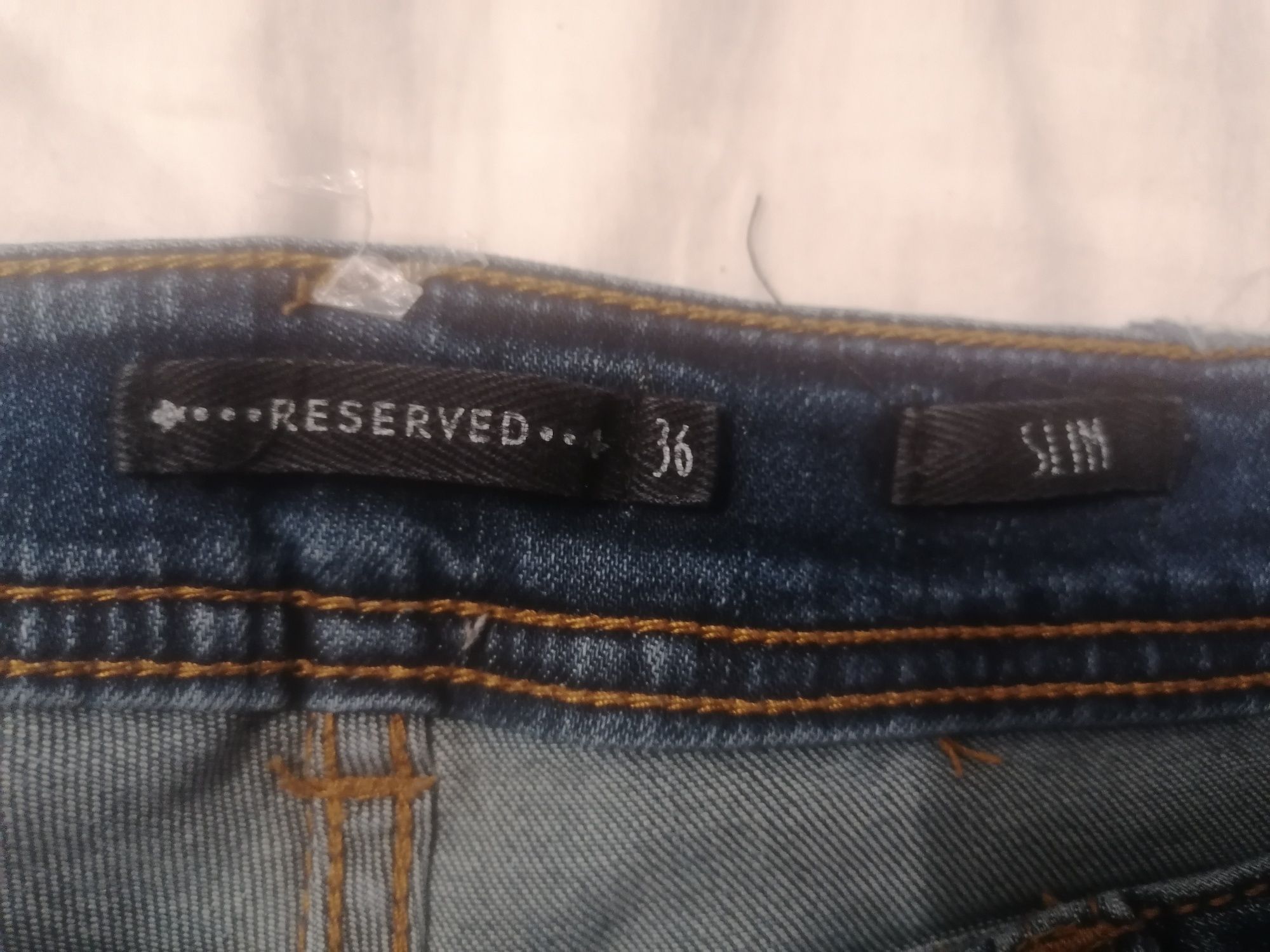 Jeansy Reserved 36