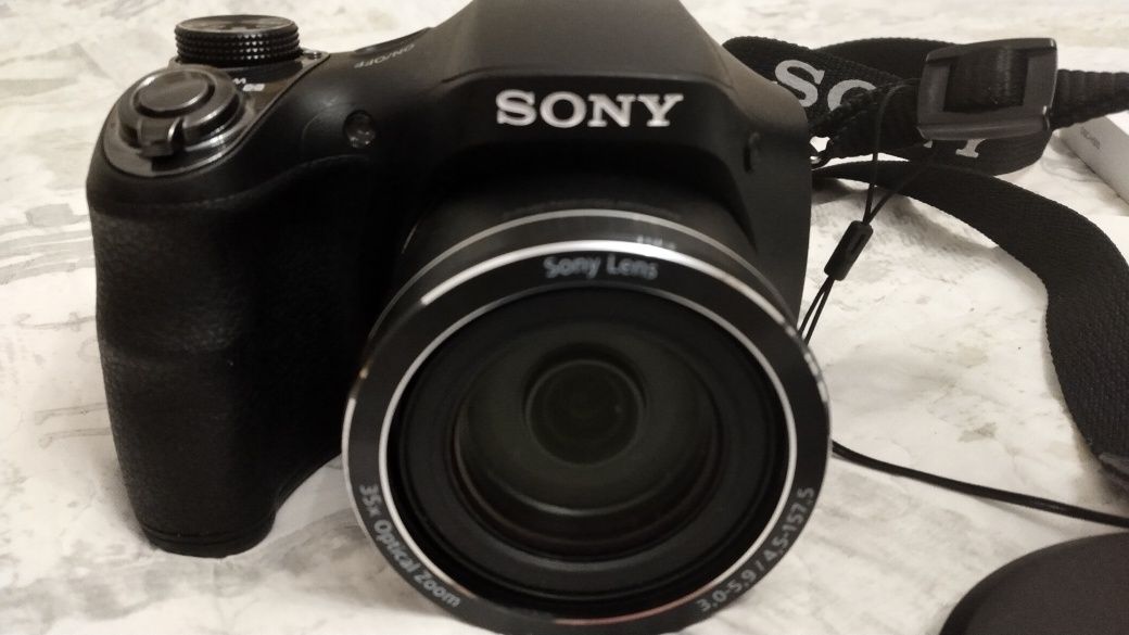 Aparat Sony DSC H300