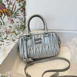 Torba do kręgli MIU MIU Silver Ruffle - Metalowe cekiny