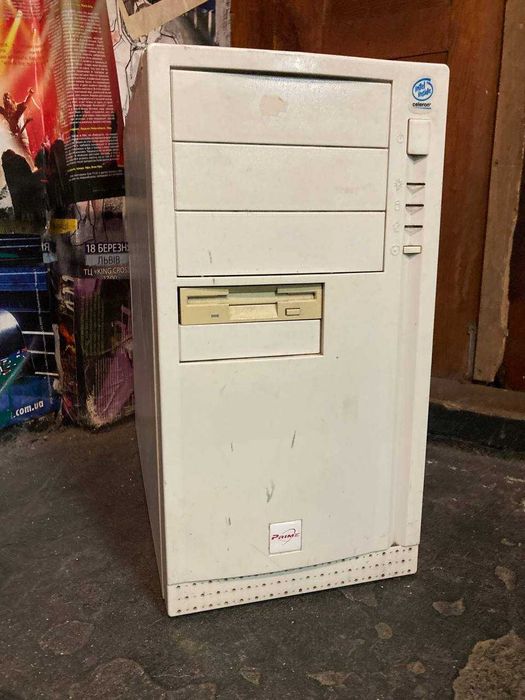 Раритетний ретро комп'ютер системний блок PrimePC Pro 70 (2004 р.)