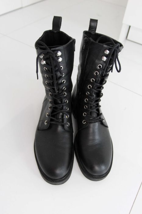 Vagabond skóra naturalna 40