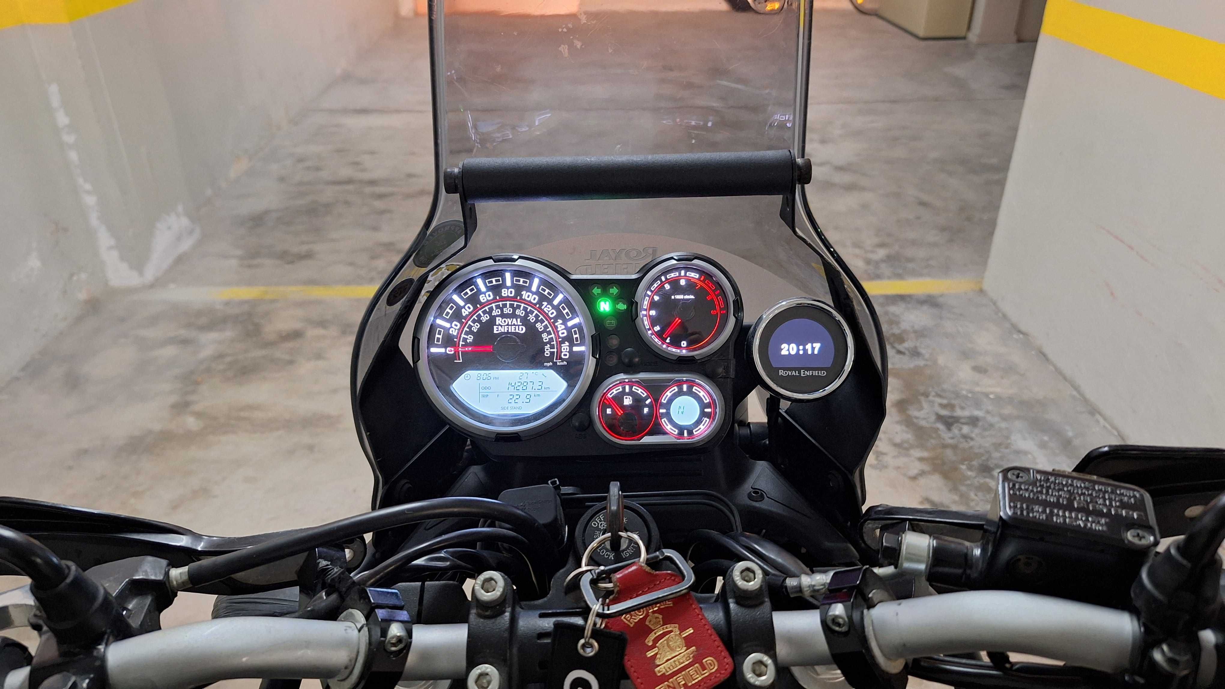 Royal Enfield Himalayan 411