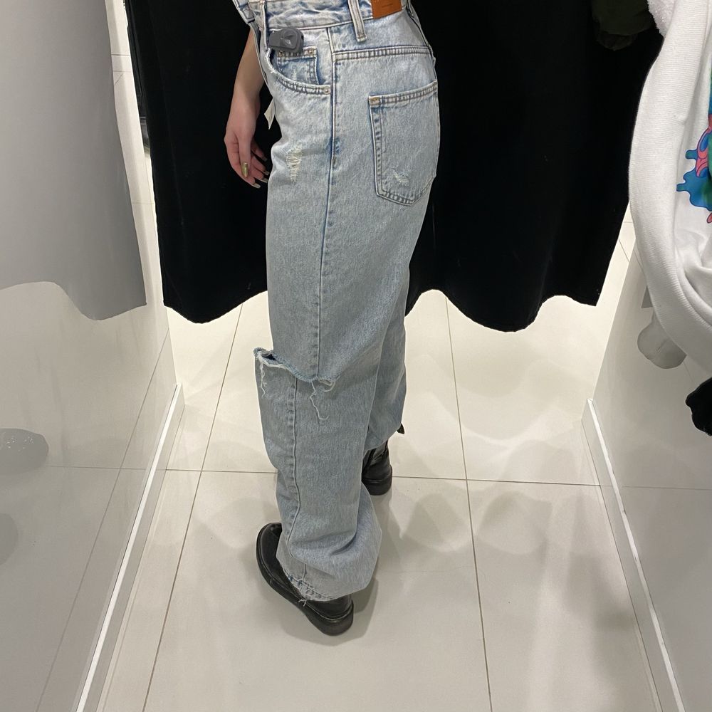 Продаю рвані джинси Bershka