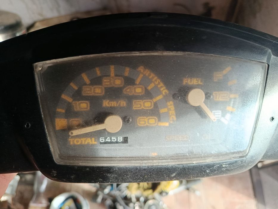 Продам приборка на ямаха джог артистик