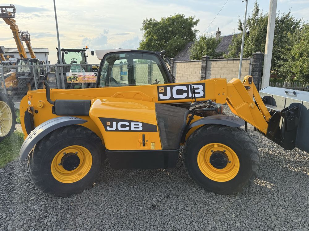 JCB 531-70 AGRI Super 2011р TR2