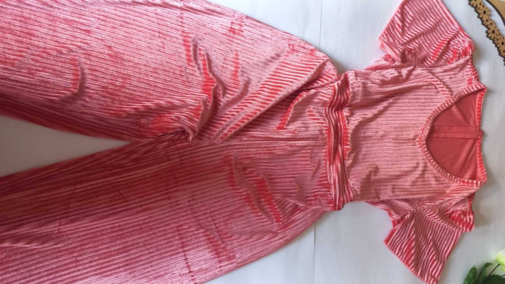 Рожевий комбінезон для вагітних  48 46 розмір