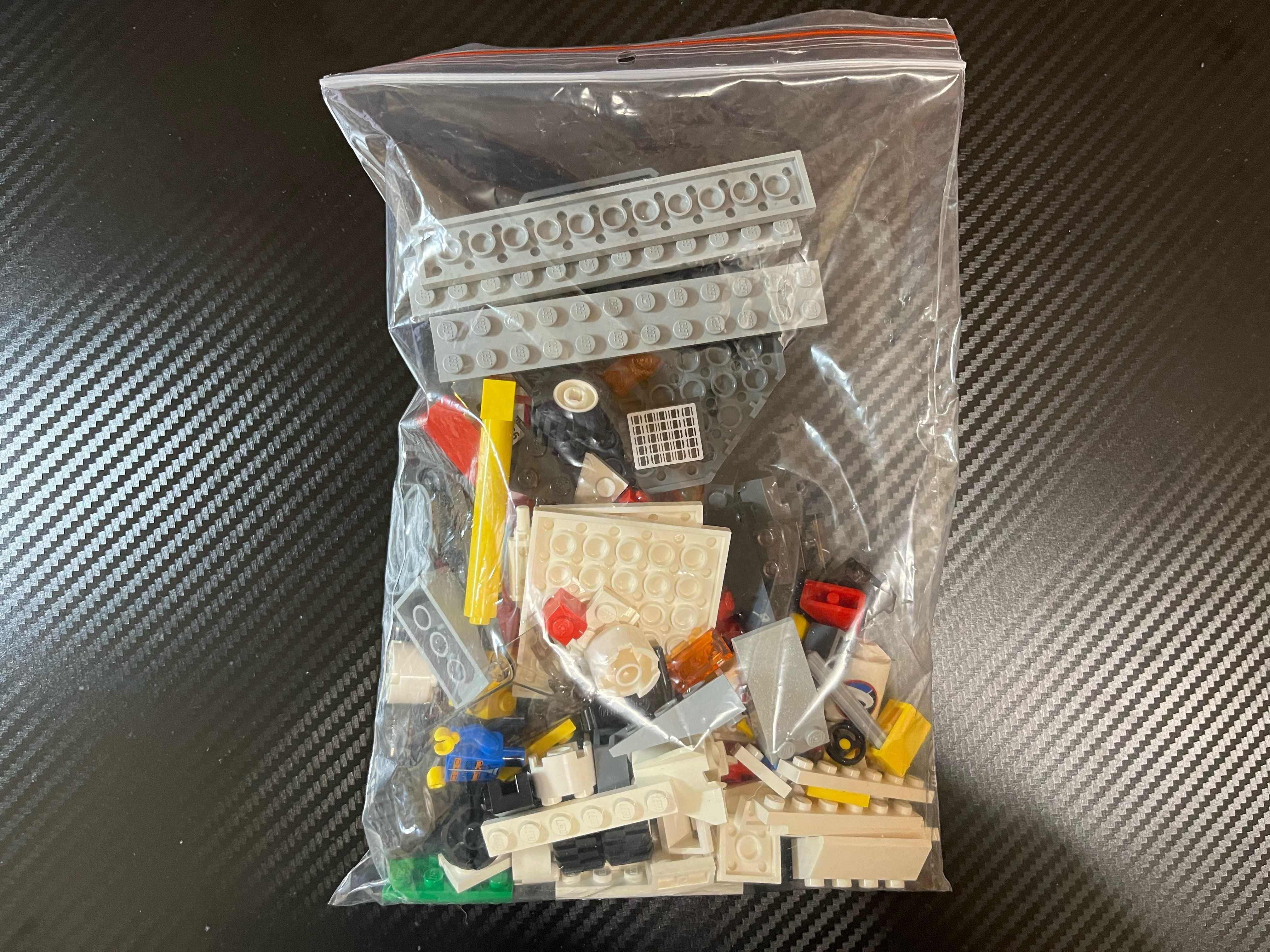 Lego City 3366, Wyrzutnia satelitów - kompletny