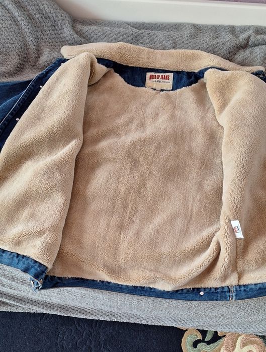 Продажа новой джинсовой куртки на меху