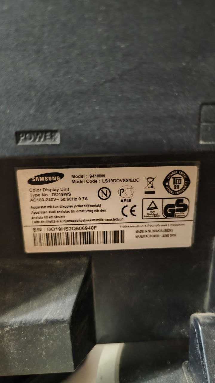 Монитор Samsung Syncmaster 941MW с колонками и ТВ тюнером. Отл сост