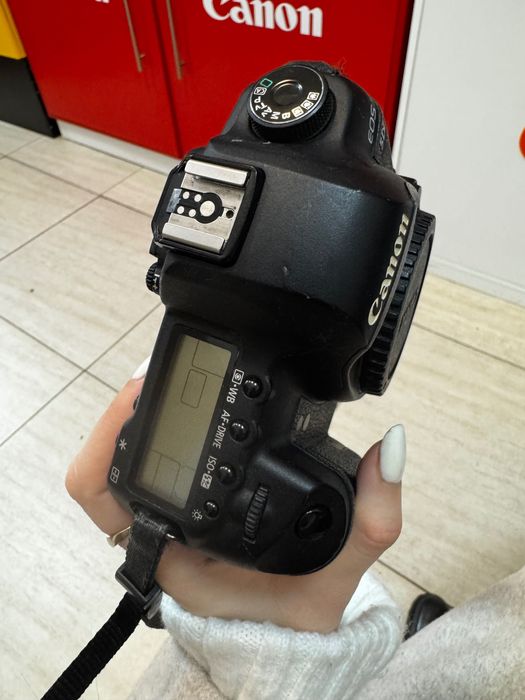 Фотоапарат canon 5d mark 2