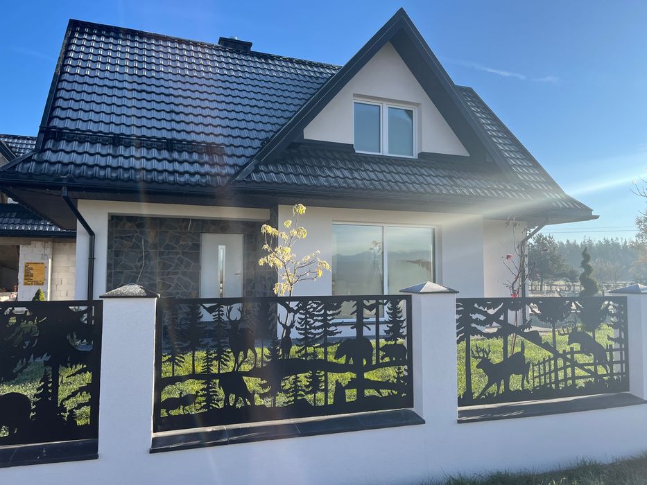 Domek z widokiem na góry