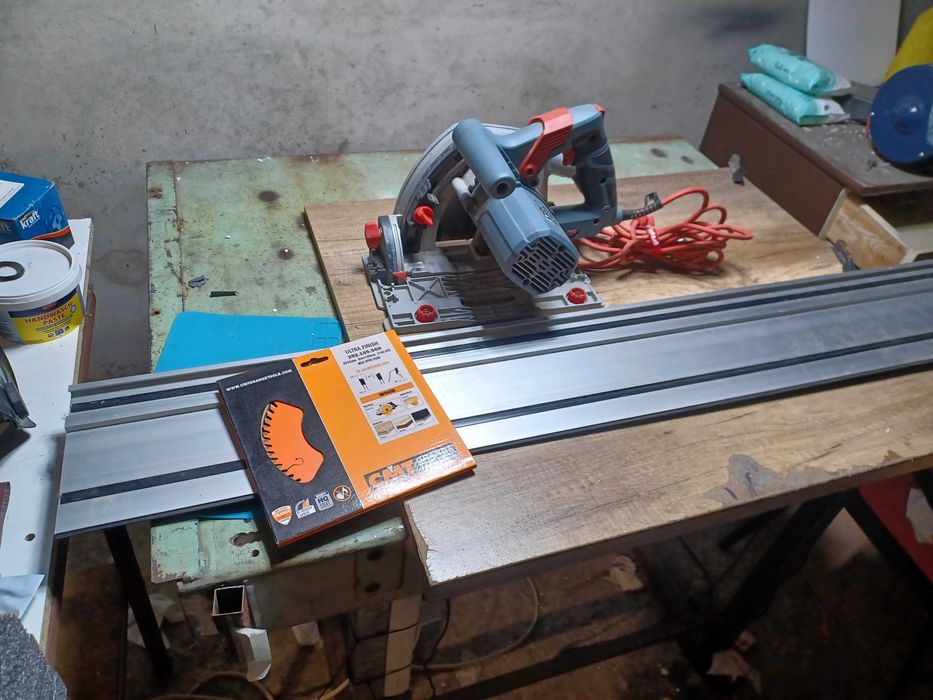 Pilarko zagłębiarka GRAPHITE 58G495.1200W, 2 tarcze, prowadnica 1400MM