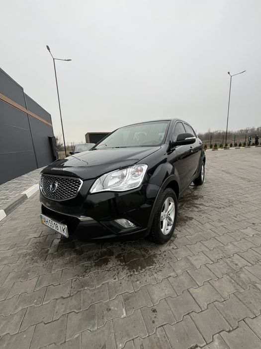 Ссанг Йонг Корандо