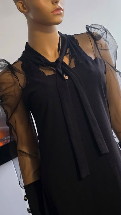 Piękna Elegancka Włoska Czarna Sukienka