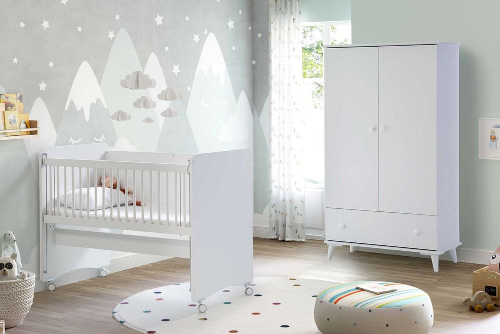 BabyWhen  BW1060 Łóżeczko na kółkach z opuszczaną kratką 60X120