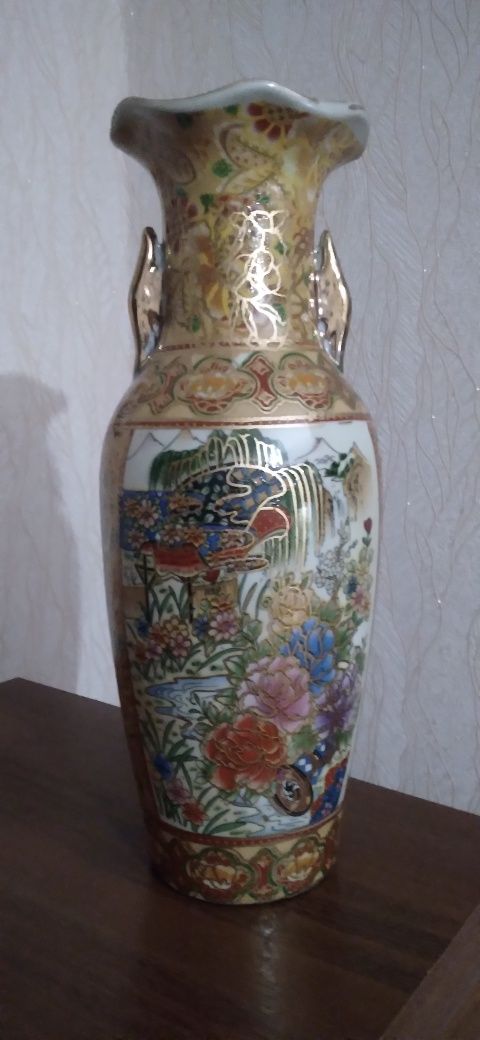 Декор для дому,часи,ваза