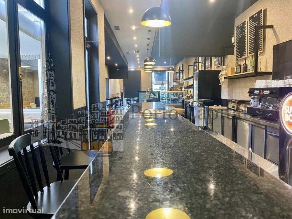 Trespasse de espaço comercial em Campanhã no Porto