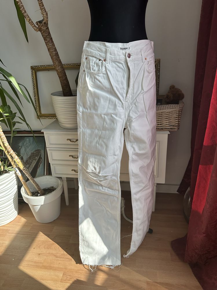 Białe spodnie jeansowe pull & bear 42 xl bawełna dżinsy