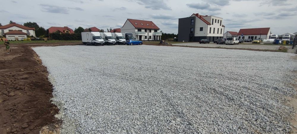 Parking do wynajęcia osobówki, bus, ciężarówki, Bielany Wrocławskie