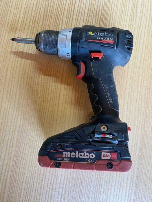 Аккумуляторная дрель-шуруповерт Metabo BS 18 LT BL SE