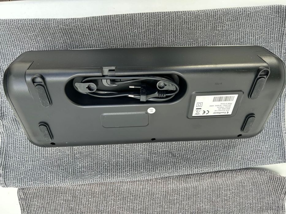 Máquina de selar alimentos a vácuo - FOOD SAVER com sacos incluídos