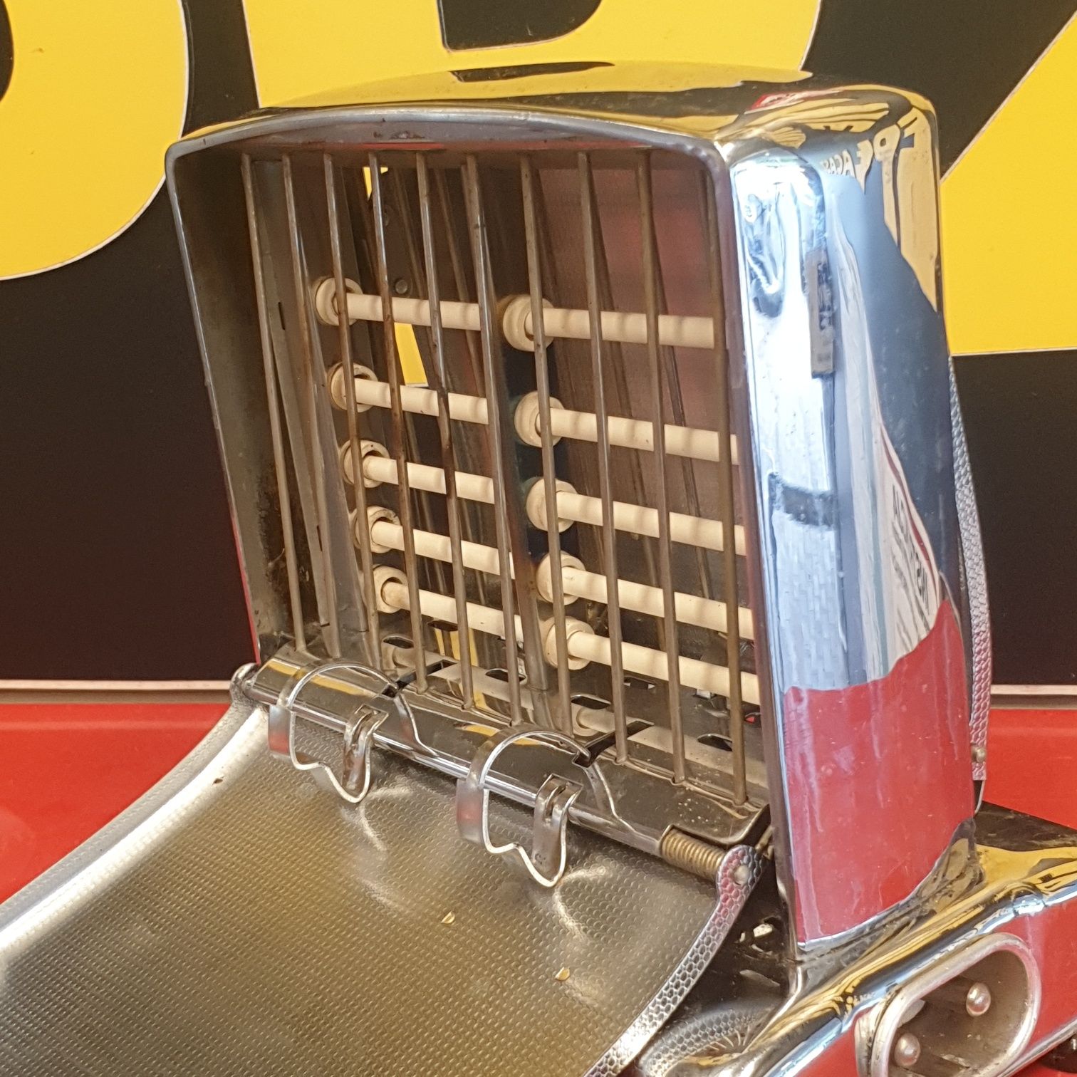 Original Wing Toaster TUR 12/2025 By Germany DDR, 1960S Unique